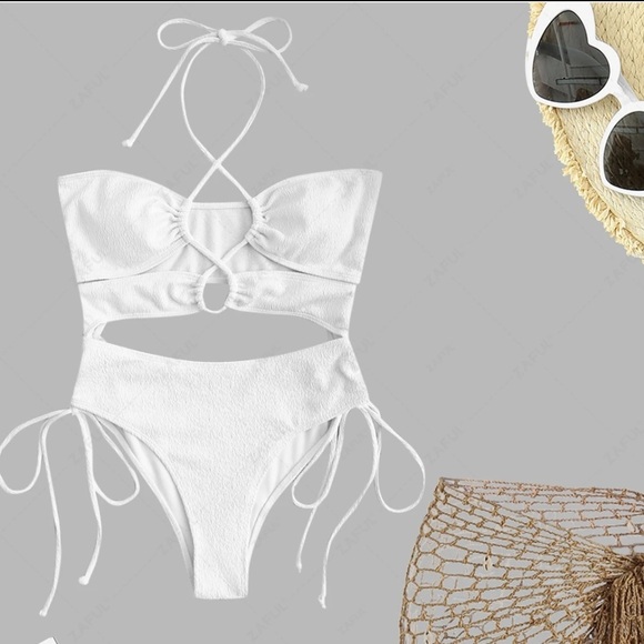 🆕 ZAFUL Textured Lace Up Cinched Cutout One-piece Swimsuit size small - Picture 3 of 9